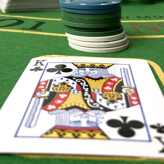 Komplet Pokersæt inkl. Spillekort og 200 chips